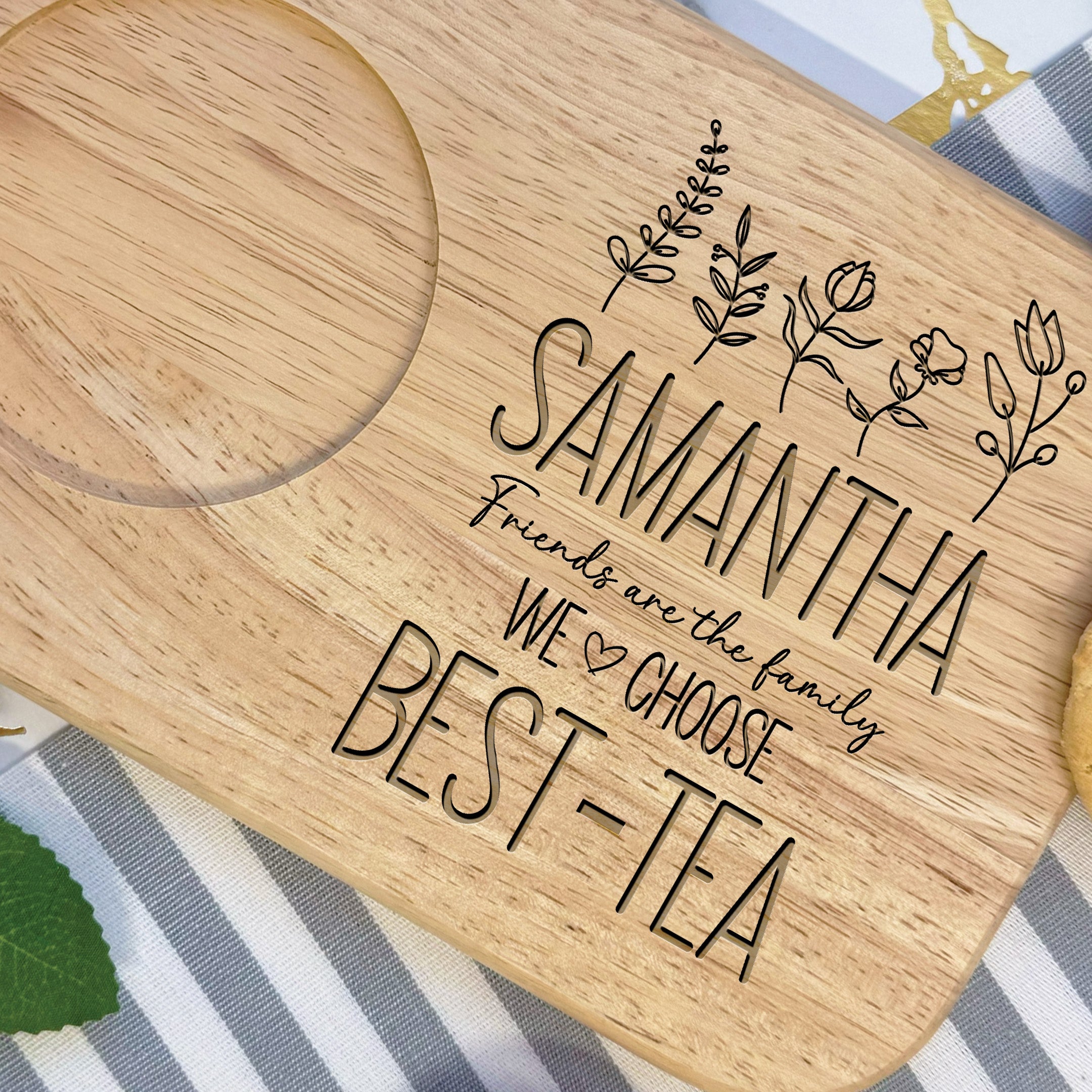 Engraved Best-Tea Design Tea & Biscuits Board Best Friends Gift